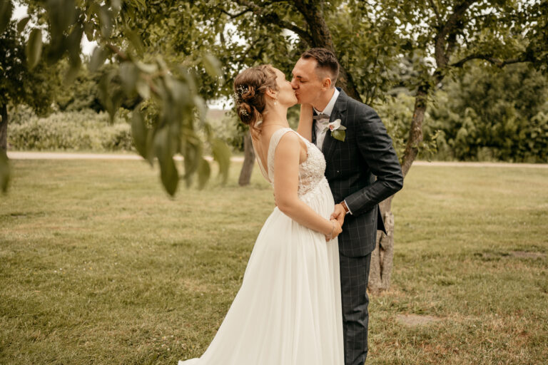 Read more about the article Hochzeitsfotograf – Gutshaus bei Stralsund